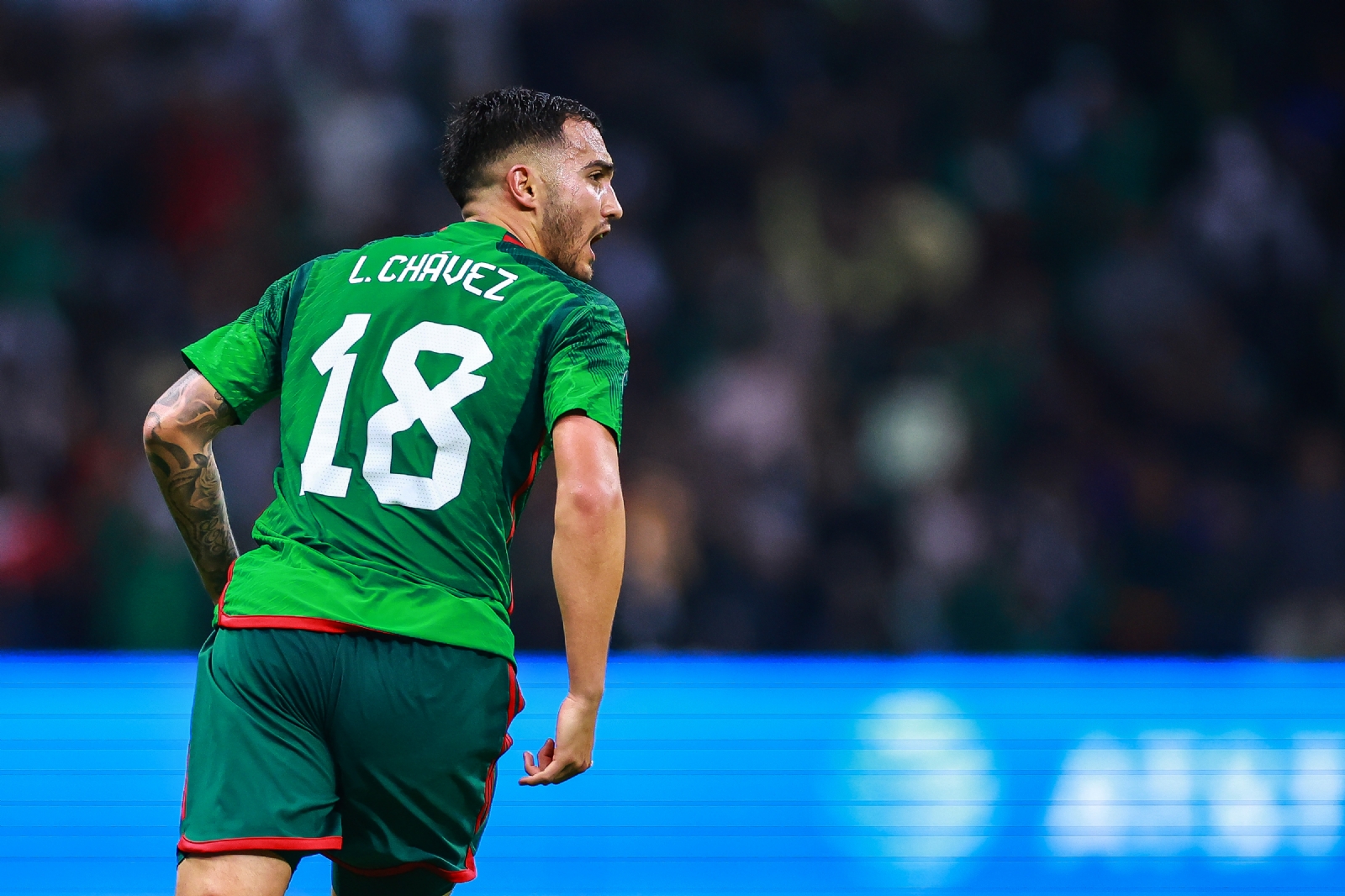 Video: GOLAZO de Luis Chávez que HUELE A REMONTADA en el México vs Honduras