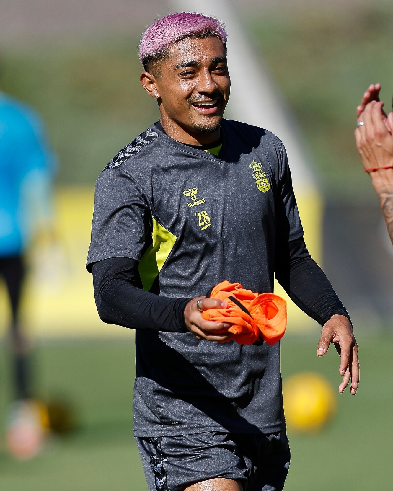 ¡Su primero en La Liga! GOLAZO de Julián Araujo con las Palmas frente al Getafe