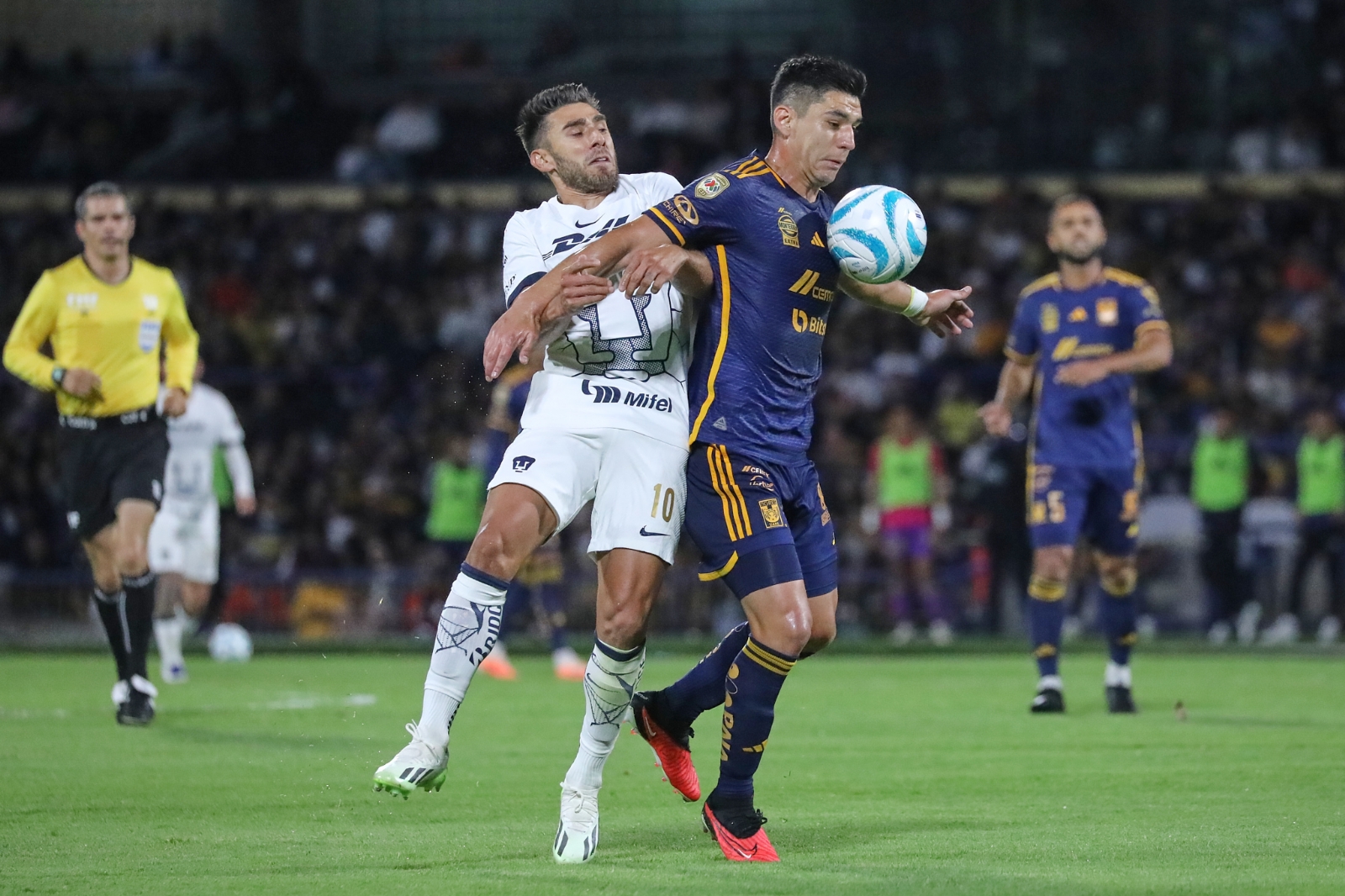 Las ALINEACIONES CONFIRMADAS del Pumas vs Tigres en la ida de las SEMIFINALES del Apertura 2023