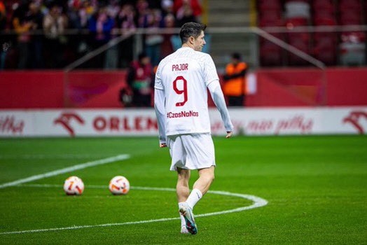 Futbolistas de Polonia VISIBILIZAN a las jugadoras de su país con INTERESANTE estrategia