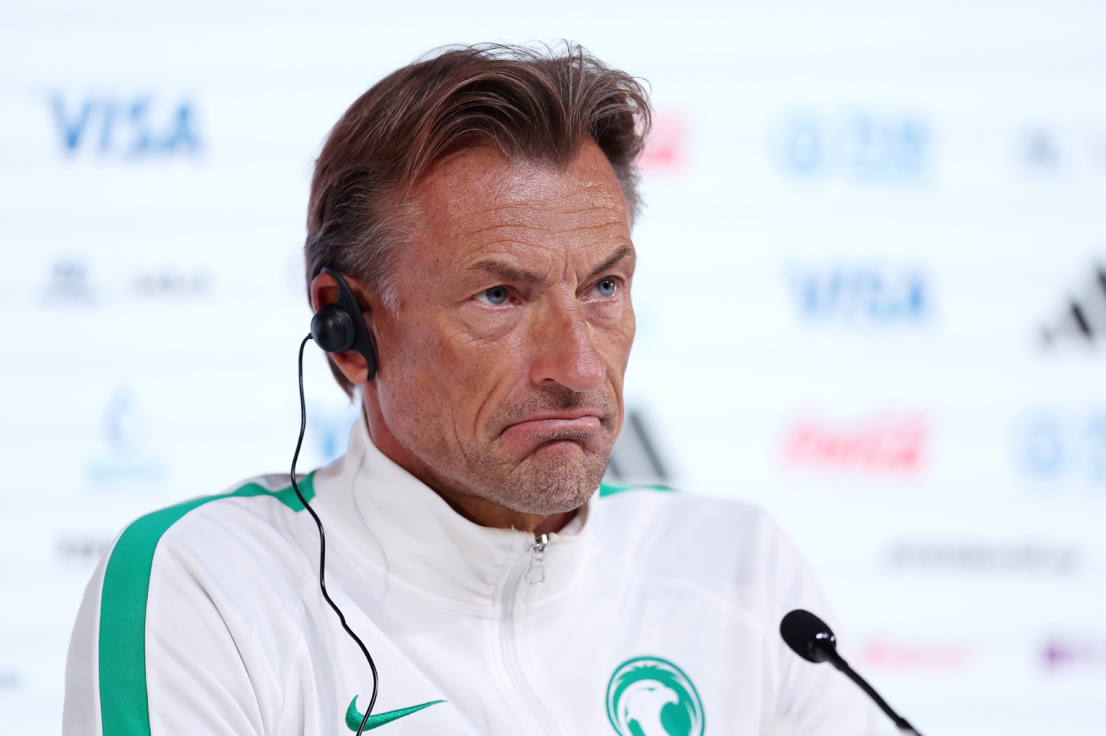 ¿Cuál será el DESTINO de Hervé Renard, DT que le GANÓ a Argentina en el Mundial?