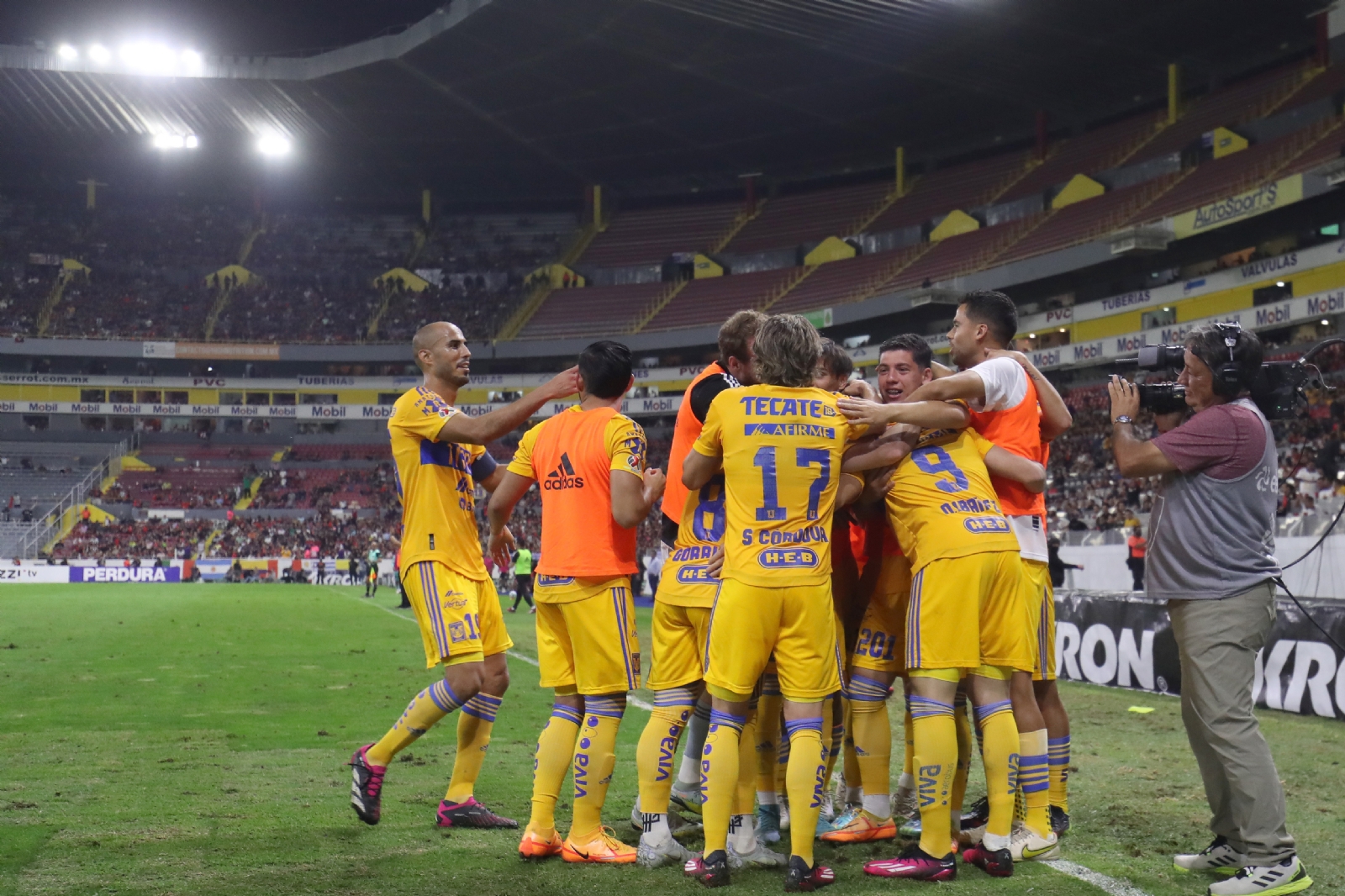 Tigres ofrece a extranjero que sería un REFUERZO BOMBA para Cruz Azul