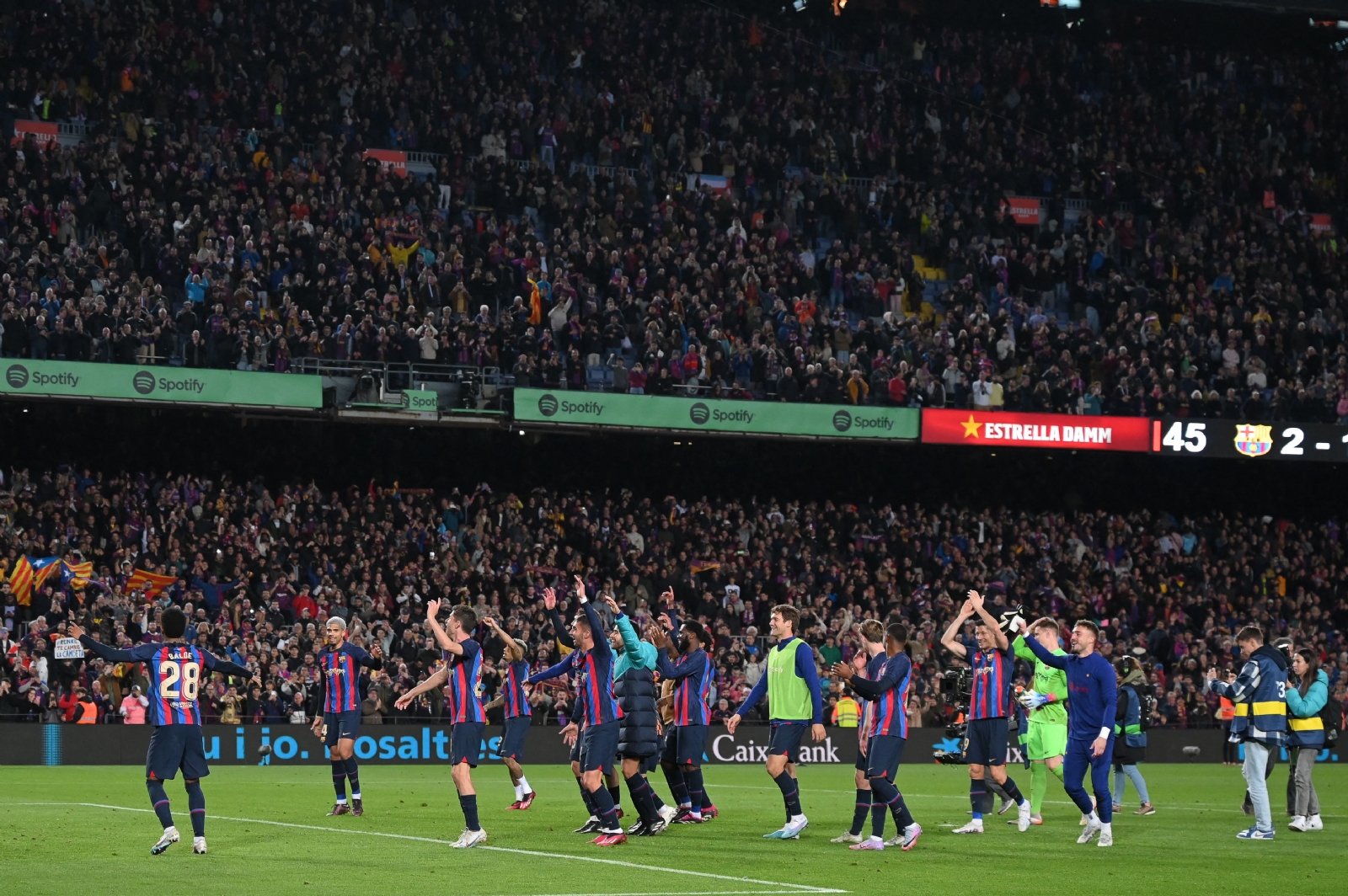 ¿Por qué el Barcelona YA NO JUGARÁ en el Camp Nou y a DÓNDE irán?