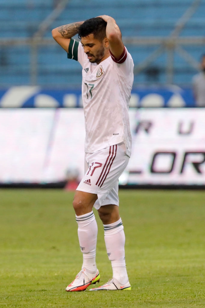Jesús “Tecatito” Corona volvería A SER BAJA de la Selección Mexicana para la Nations League y Copa Oro