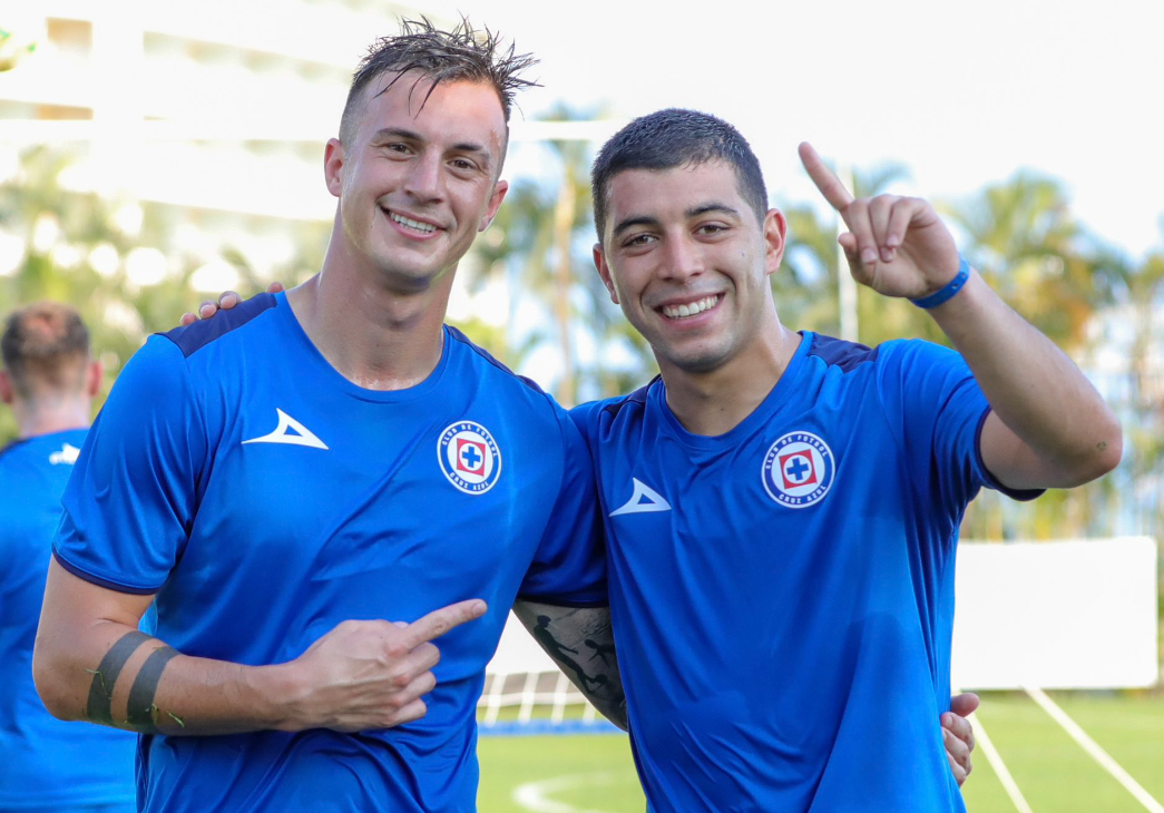 ¿Qué REFUERZOS le hacen FALTA a Cruz Azul para el Apertura 2023?