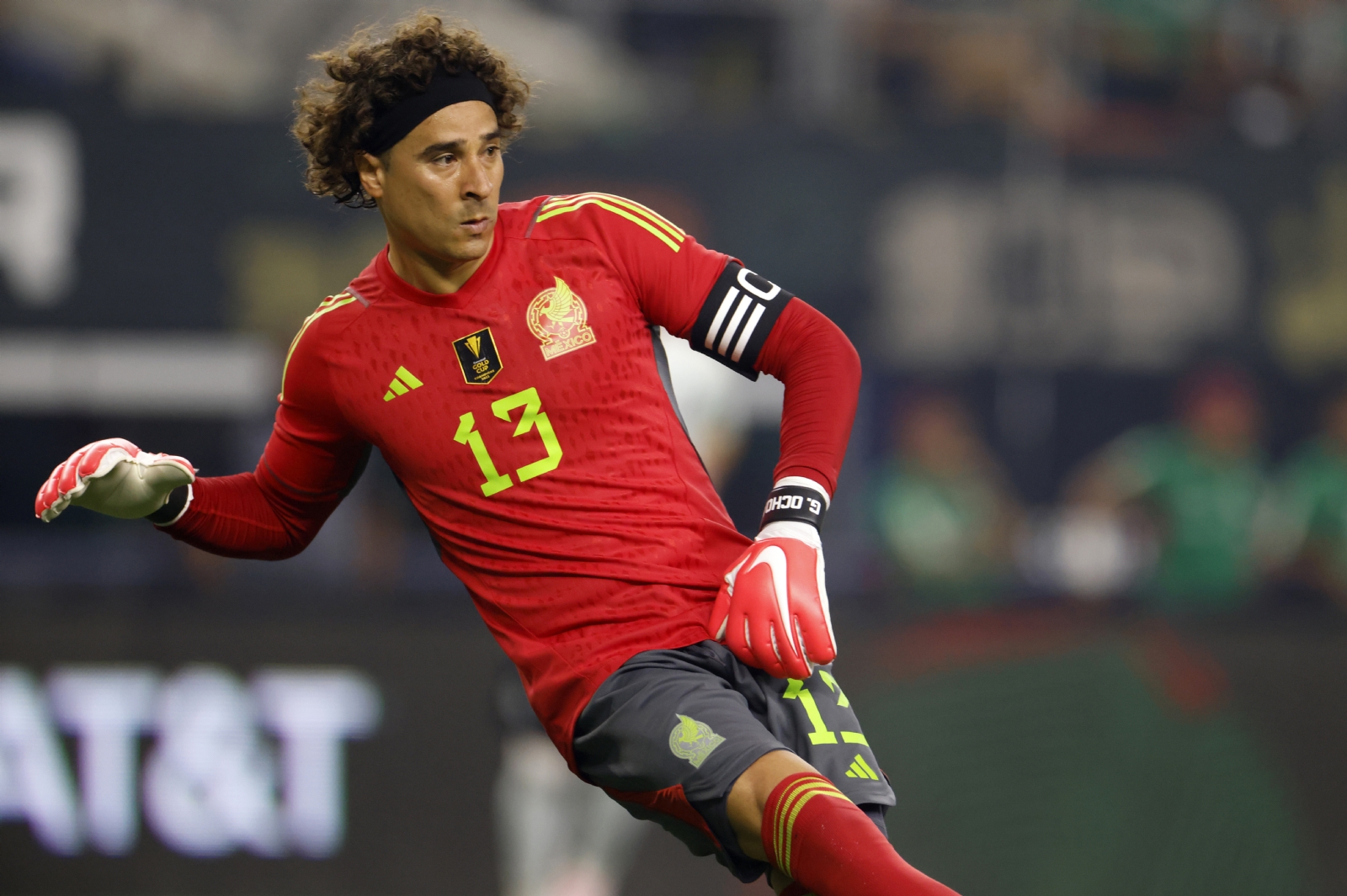 ¿A la banca? Jaime Lozano con NUEVO PLAN para Guillermo Ochoa en la Selección Mexicana