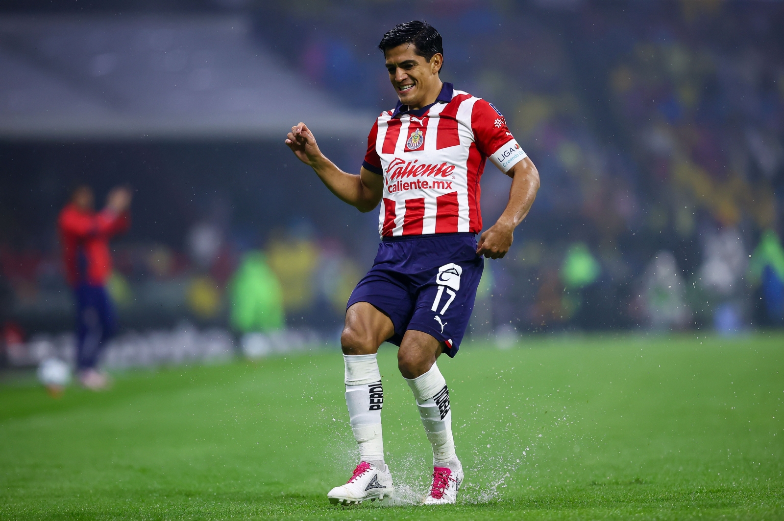 Afición de Chivas SE VA con todo en CONTRA de Jesús ‘Chapito’ Sánchez