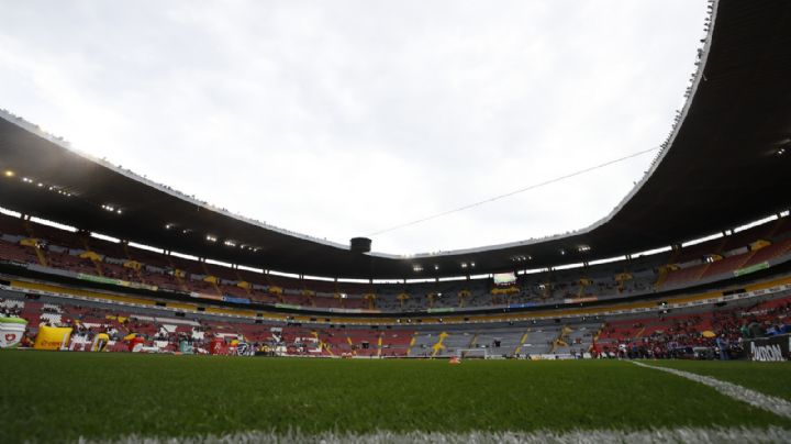 ¿Qué pasó con la cancha del Estadio Jalisco que no pudo estar lista para la Jornada 1?