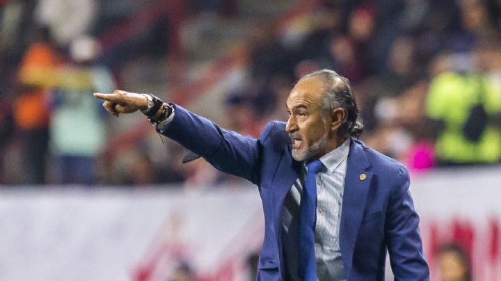 ‘Potro’ Gutiérrez señala como error la expulsión de Michael Estrada en la derrota de Cruz Azul