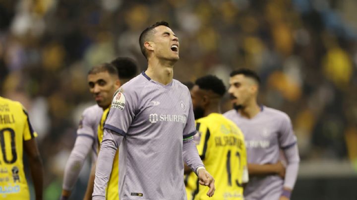 Cristiano Ronaldo AGREDE a aficionado tras salir FURIOSO en parrido del Al-Nassr