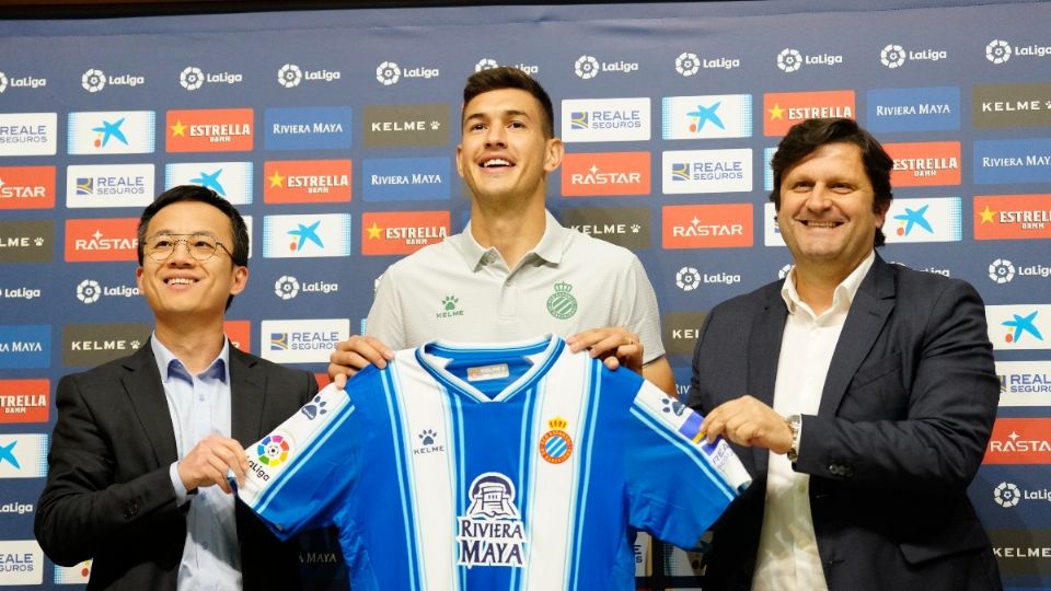 Presentación de César Montes en el Espanyol