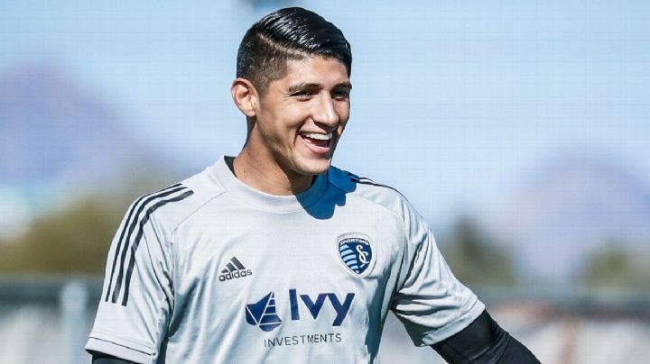 ¿Por qué Alan Pulido NO LLEGÓ a Chivas para el Apertura 2023?