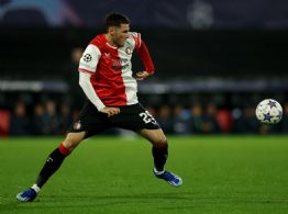 Video: Triplete de Santi Giménez que lo convierte en LÍDER DE GOLEO de Eredivisie