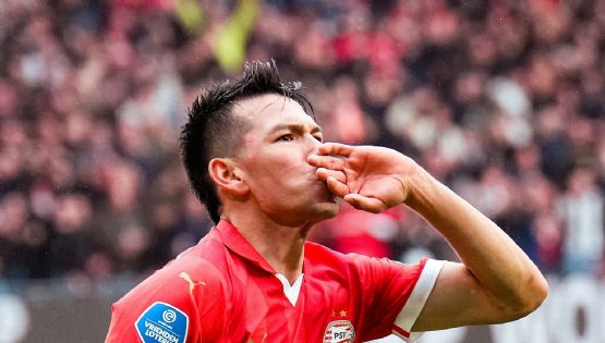 Hirving Lozano recibe ENORME HOMENAJE por parte del PSV Eindhoven