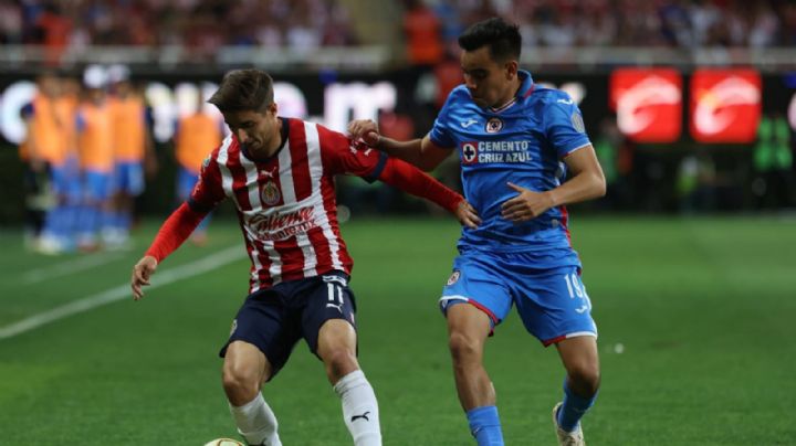 Cruz Azul y Chivas preparan INTERCAMBIO en el que estaría involucrado Alexis Vega