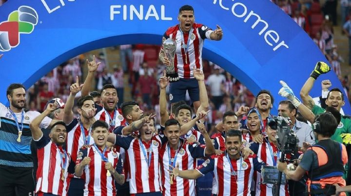 ¿Qué CAMBIOS NECESITA Chivas para lograr un CAMPEONATO en la Liga MX?