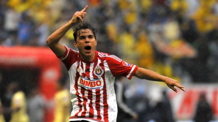 ¡Se acaba el debate! Omar Bravo reconoce al mejor delantero de la HISTORIA de Chivas