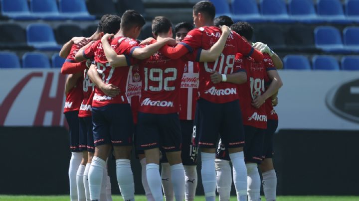 La ‘Joya’ de Chivas que PIDE A GRITOS una oportunidad en la delantera tras la lesión de José Juan Macías