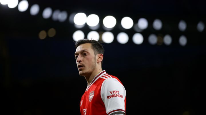 Mesut Özil anuncia su RETIRO como Futbolista Profesional