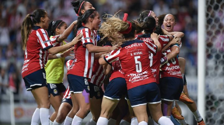 Chivas vs Atlas Femenil ARRASA en asistencia de los aficionados