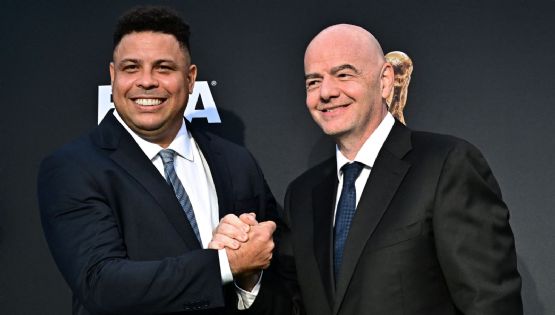 Jorge Campos protagoniza momento con Ronaldo y famoso actor de Ted Lasso