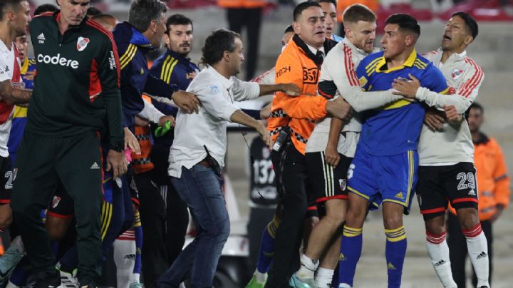 Superclásico entre Boca Juniors y River Plate termina en pelea campal