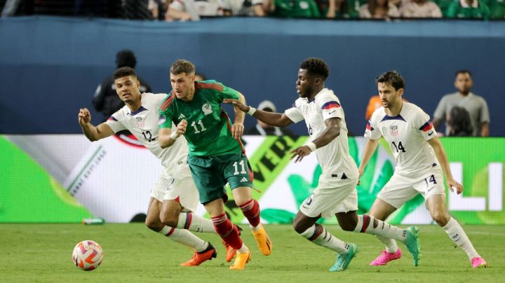 Santiago Giménez manda mensaje a la afición de la Selección Mexicana tras la derrota ante Estados Unidos