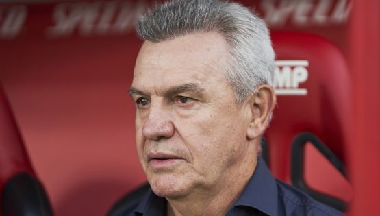 Oficial | Javier Aguirre firma NUEVO CONTRATO con el Mallorca de España