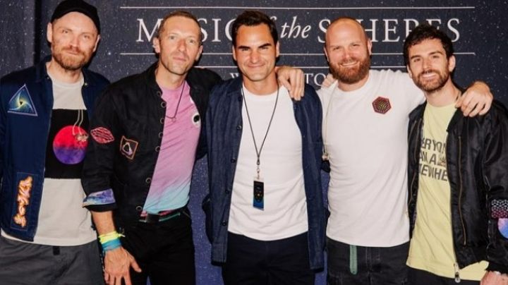 VIDEO | Roger Federer sorprende al mostrar su talento con Coldplay