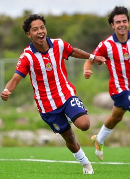 Canteranos de Chivas podrían ser NUEVOS JUGADORES del PSV Eindhoven Sub16