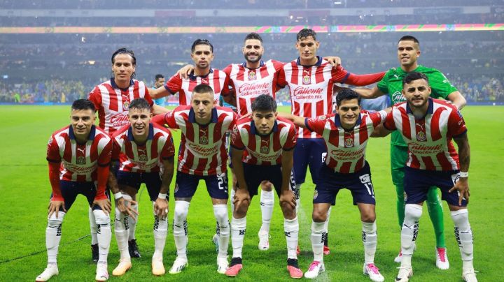 Futbolista de Chivas DA EL EJEMPLO de profesionalismo tras las indisciplinas de Vega y Chicote