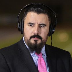 Periodista de ESPN exhibe a Álvaro Morales por sus críticas contra Chivas y halagos al Club América