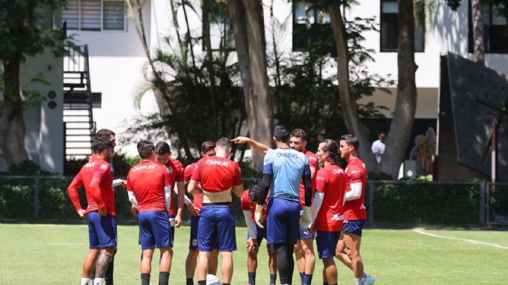 Luego de meterse con la afición de Chivas tras perder contra Mazatlán, este jugador estaría cerca de salir