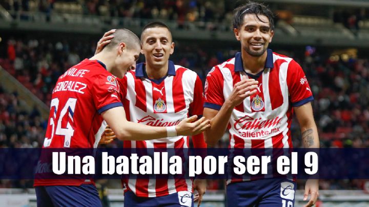 ¡Mucha competencia! Tres futbolistas PELEAN un SÓLO PUESTO en el ataque de Chivas