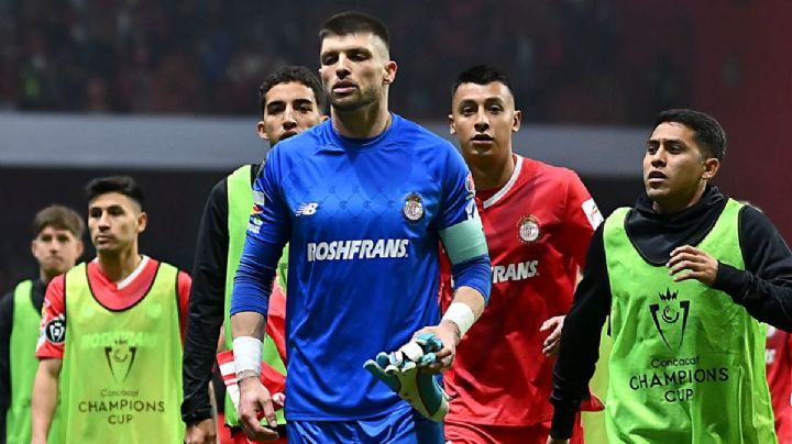 Tiago Volpi protagoniza BRONCA con la AFICIÓN de Toluca tras su eliminación de Concachampions