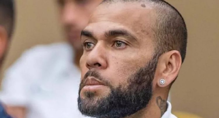 ¿Por qué Dani Alves SALIÓ de la CÁRCEL?