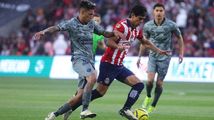 Chivas y Atlas protagonizan aburrido partido que terminó con violencia en Los Ángeles