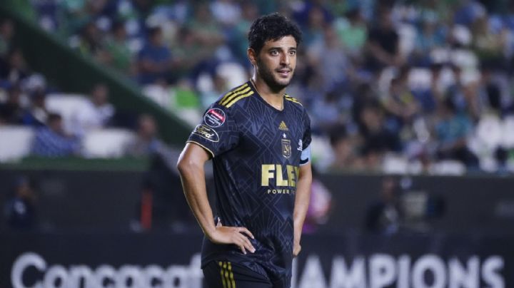 La MULTIMILLONARIA oferta de Chivas que Carlos Vela RECHAZÓ