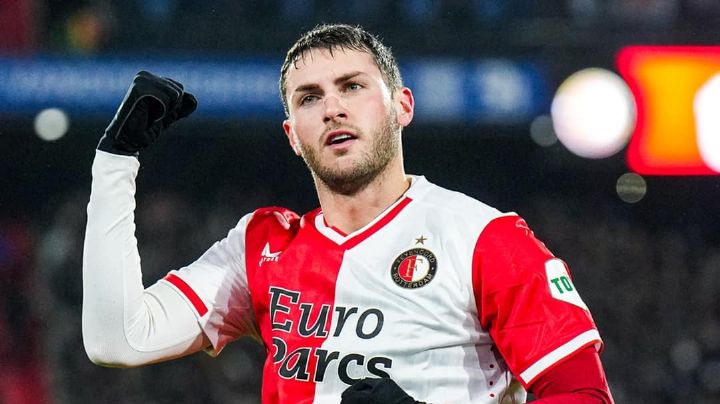 Los COMPLICADOS RIVALES que enfrentará el Feyenoord de Santi Giménez en Champions League